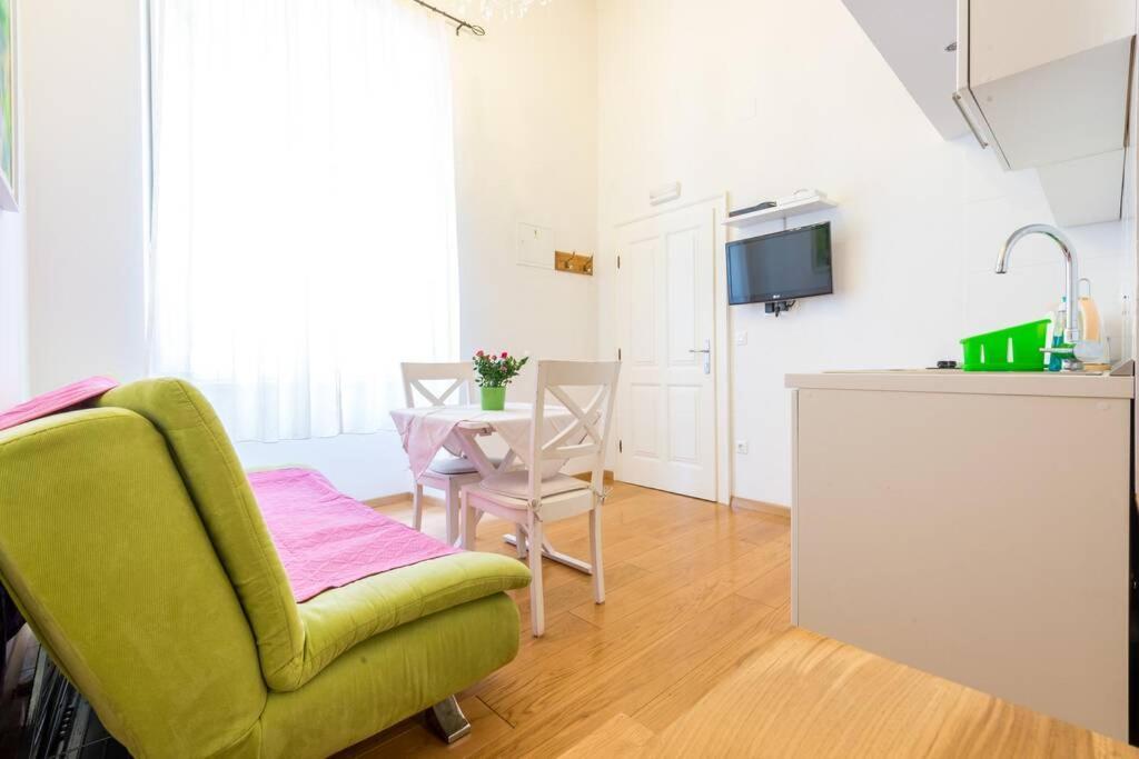 Carpe Diem Apartment On The Main Street - Stradun Dubrovnik Eksteriør bilde