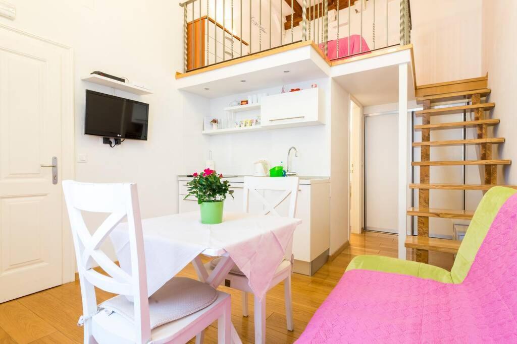 Carpe Diem Apartment On The Main Street - Stradun Dubrovnik Eksteriør bilde